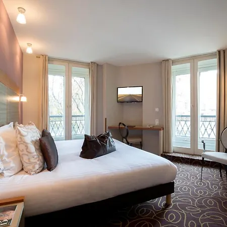 Отель De Normandie 4*