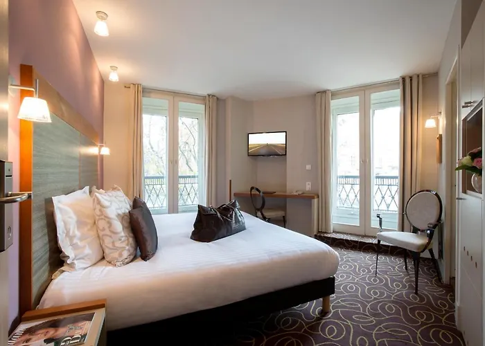 Hotel De Normandie 4*